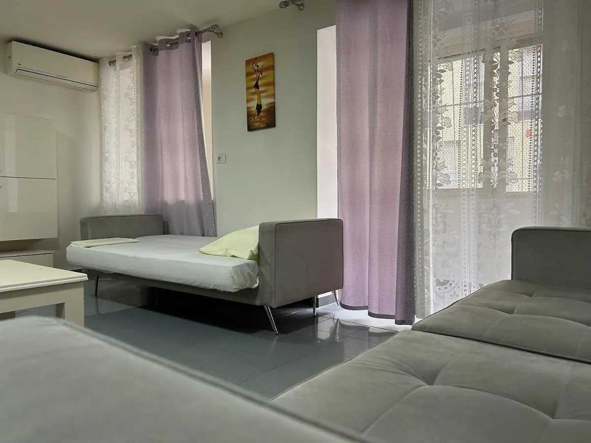 A&X Seagull'S Rubedo Apartment Tirana 0*,  Albania